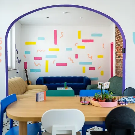 Cool Cool House *