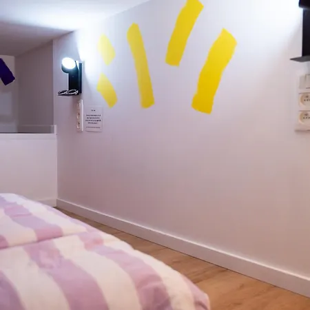 Guest house Cool Cool House *