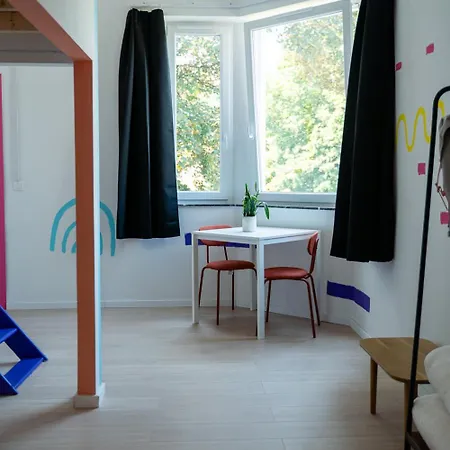 Πανσιόν Cool Cool House *