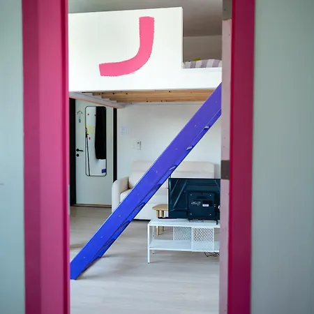 Πανσιόν Cool Cool House